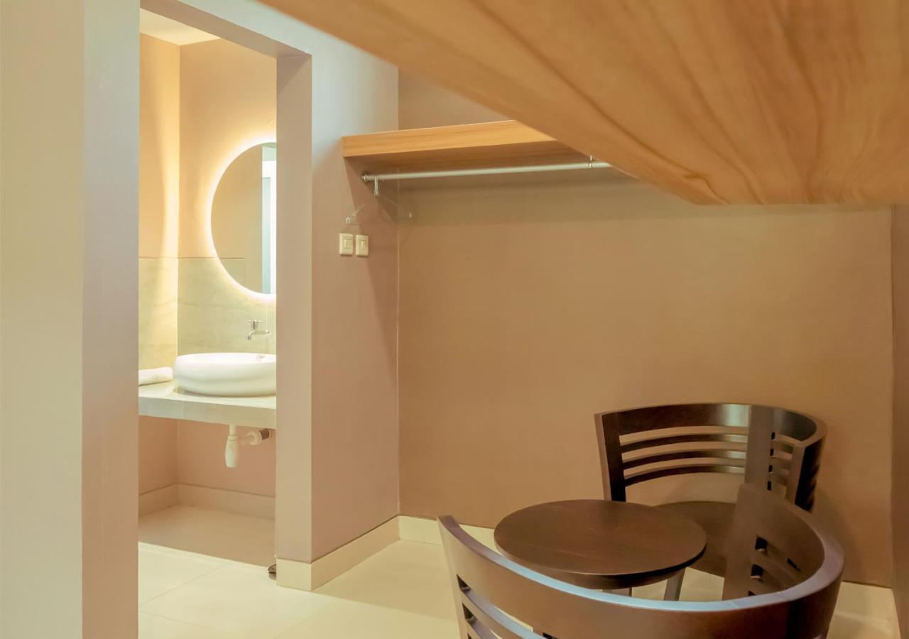 Class Premium Guest House Kasri Esterno foto